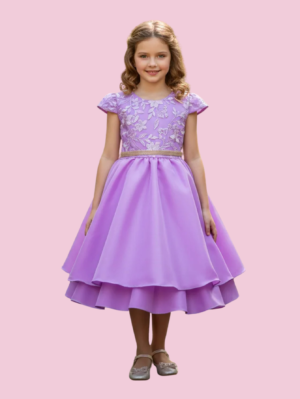 Vestido Juvenil Curto Bordado Saia Lisa Com Cinto Dourado